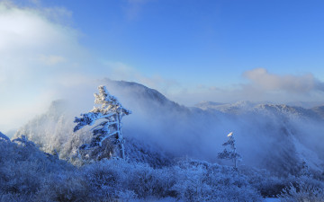 중봉에서 바라본 천왕봉