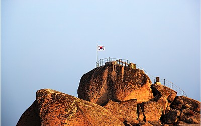 백운대 태극기