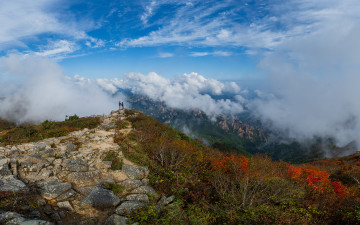 대청봉의 가을하늘