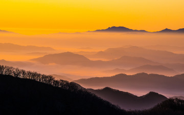 운장산 산그리매