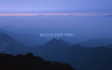 덕유능선이 보이던날