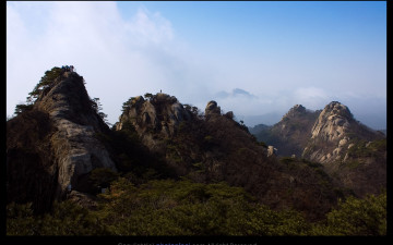 천상의 삼각산.