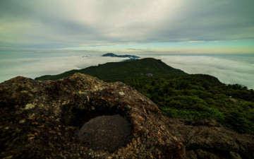 지리산 종주길 물 한모금 드시고 가이소